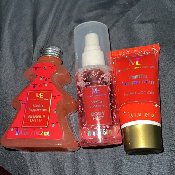 Modern Expressions Other - *DONATED ME Modern Expressions Vanilla Peppermint trio bath and body set